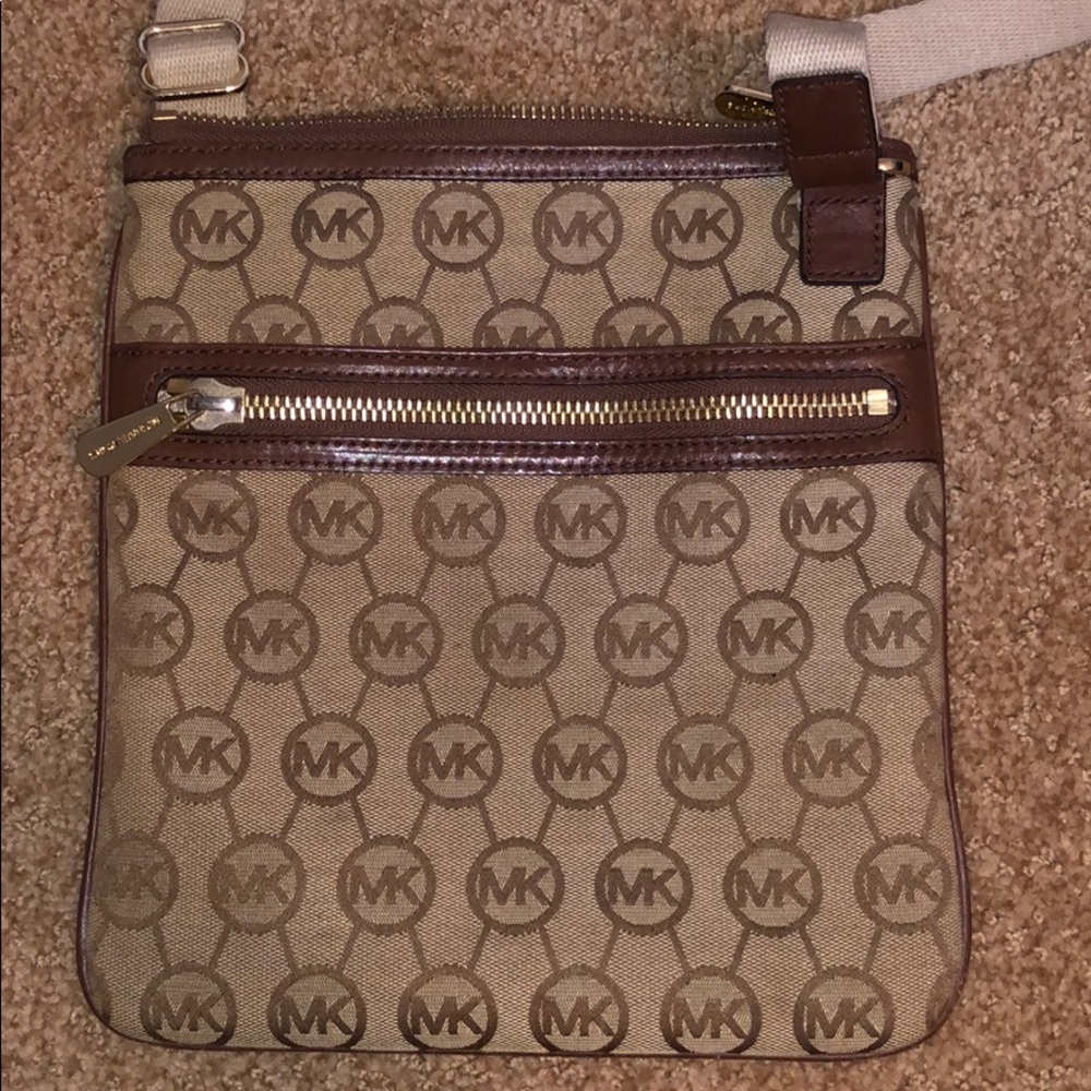 Michael Kors Crossbody Bag